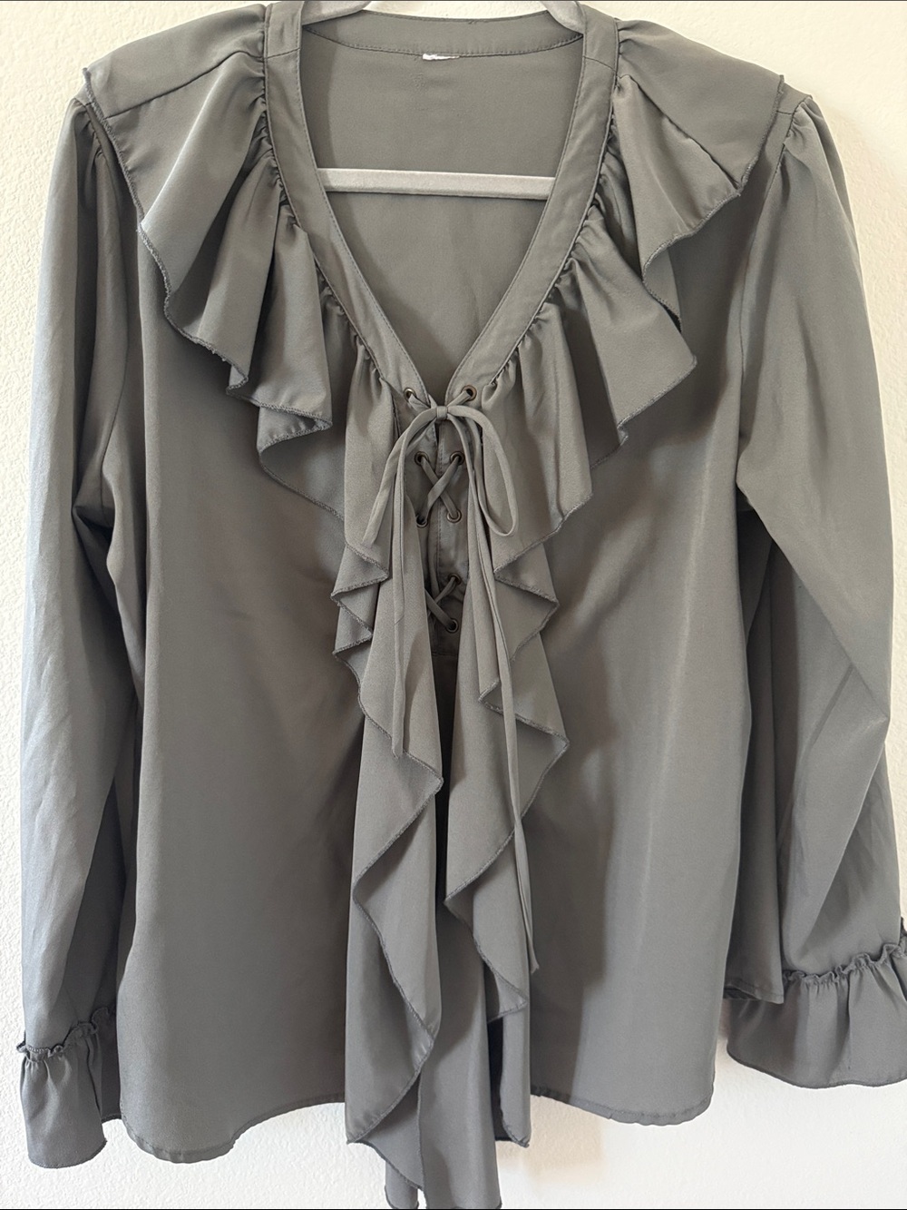 Women’s Ruffle Tie-Front Blouse - Gray